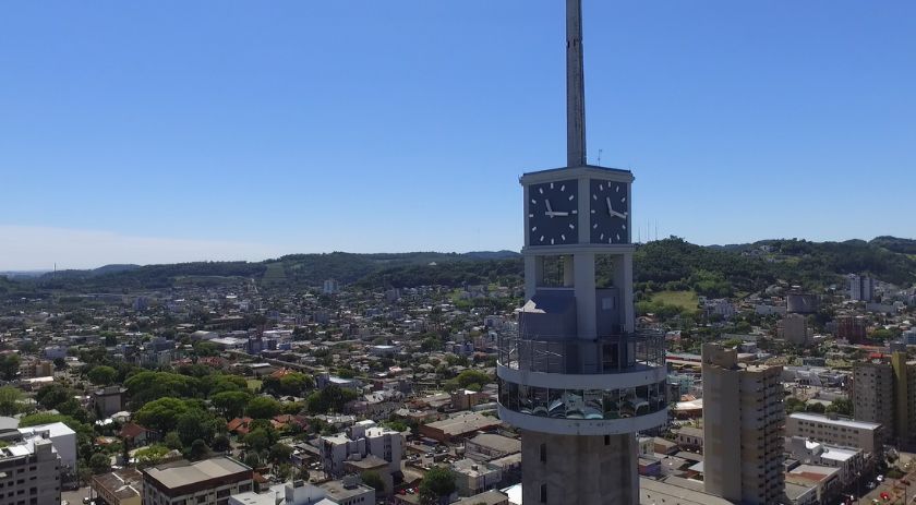 Domingo tem pesca liberada em dois parques de Beltrão